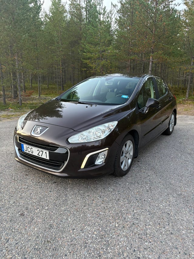 Peugeot 308 2012