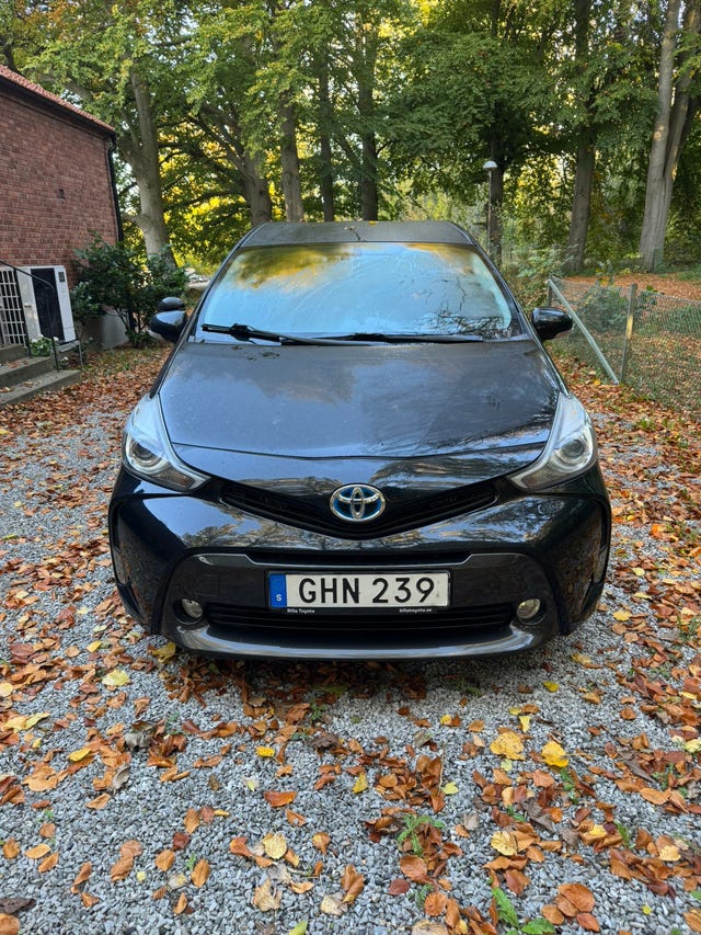 Toyota Prius+ 2016