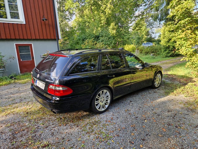 Mercedes-Benz E200 2009