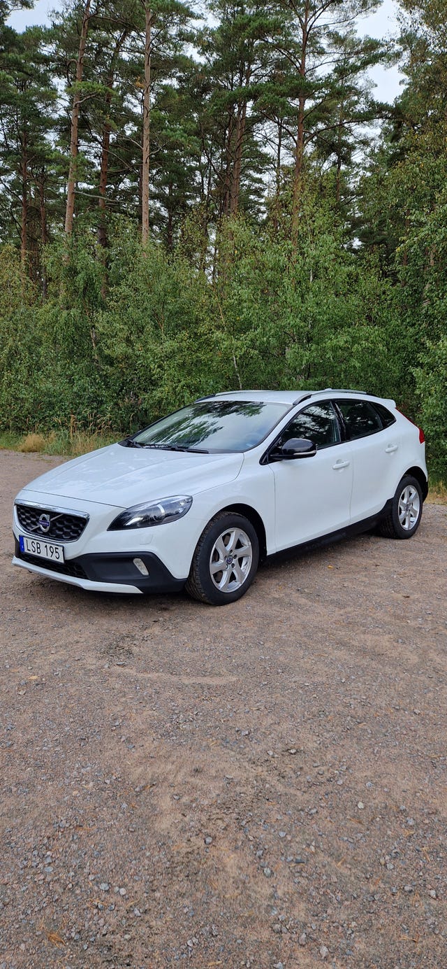 Volvo V40 Cross Country 2016