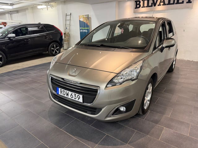 Peugeot 5008 2016