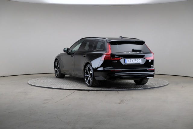 Volvo V60 2023