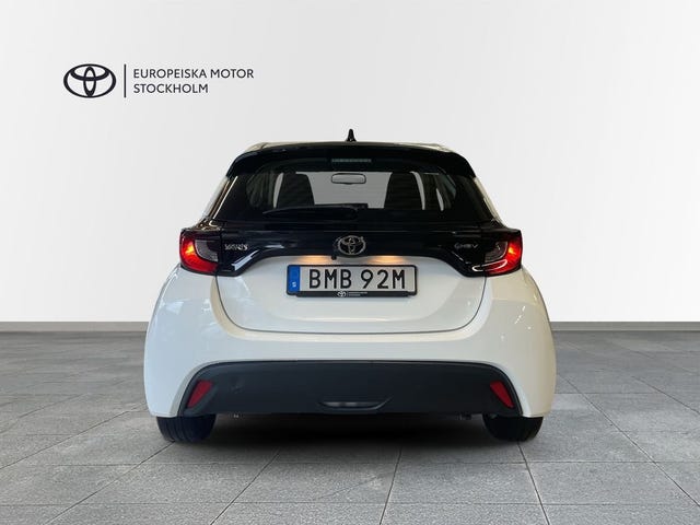 Toyota Yaris 2025 – bild 4