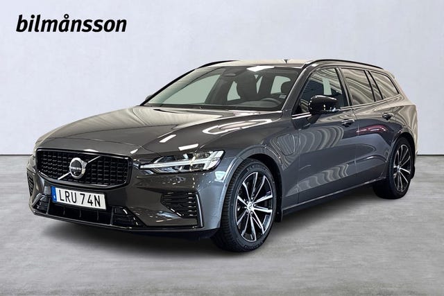 Volvo V60 2025