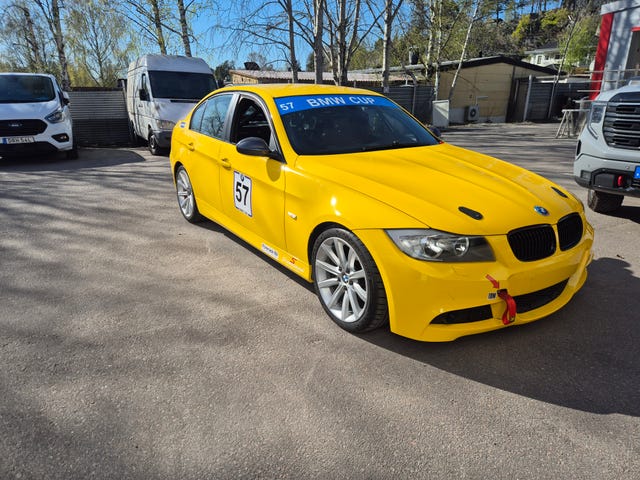 BMW 325i 2006