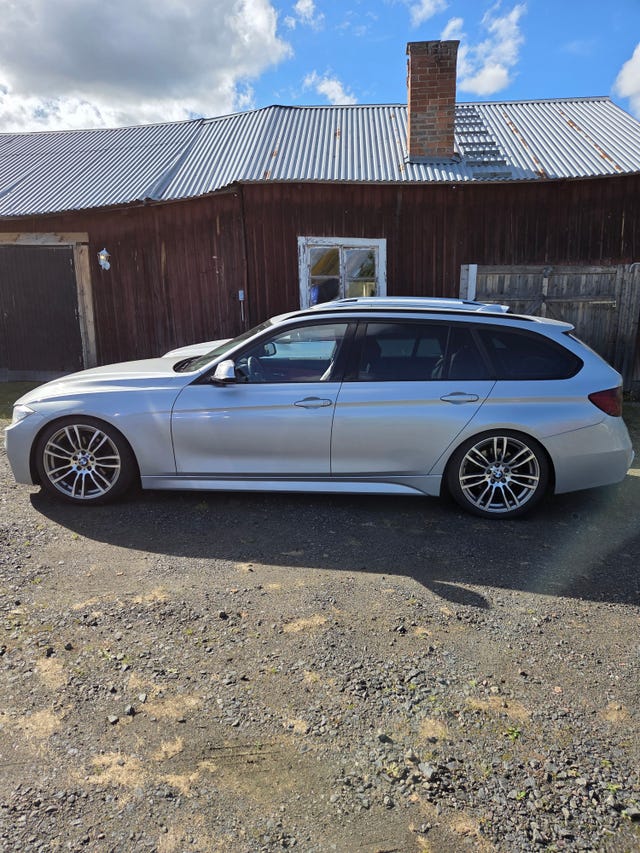 BMW 330d 2013