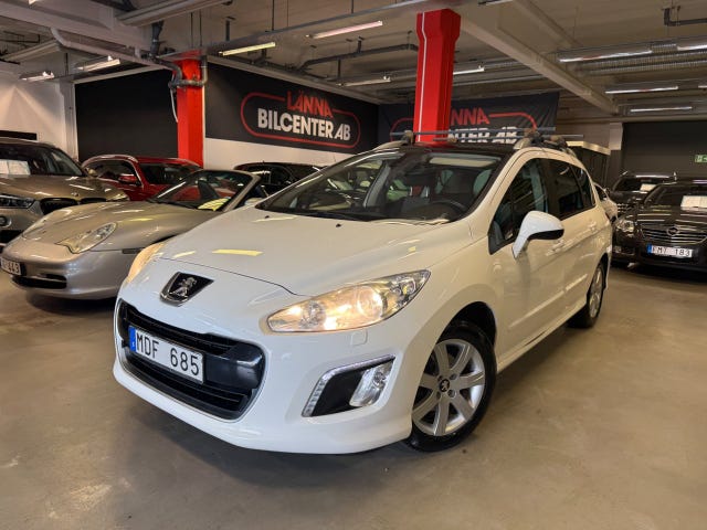 Peugeot 308 SW 2011