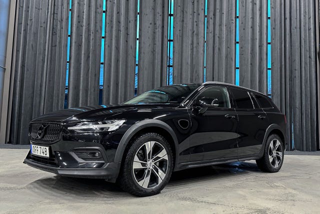 Volvo V60 Cross Country 2021 – bild 2