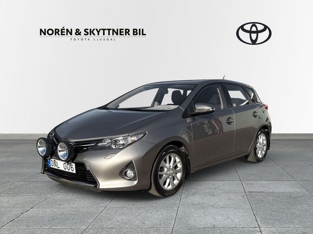 Toyota Auris 2013