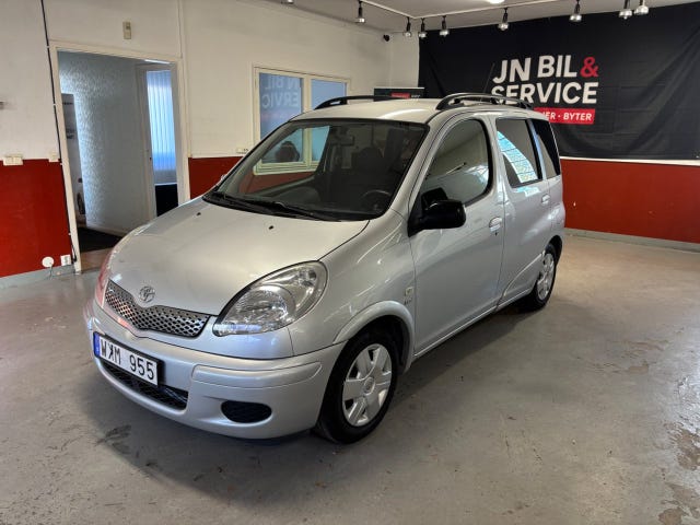 Toyota Yaris Verso 2005
