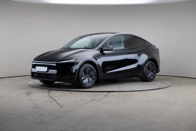 Tesla Model Y 2026