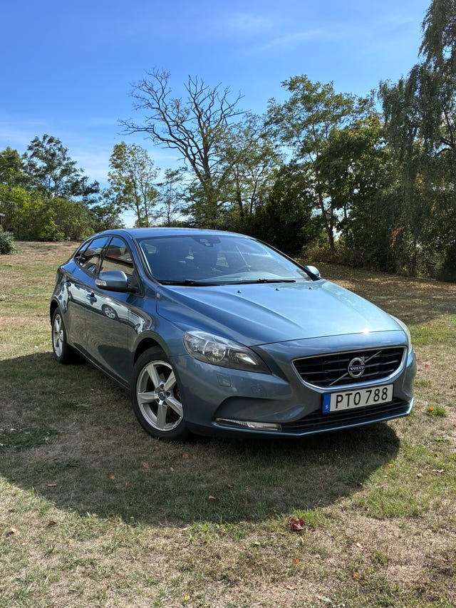 Volvo V40 2013