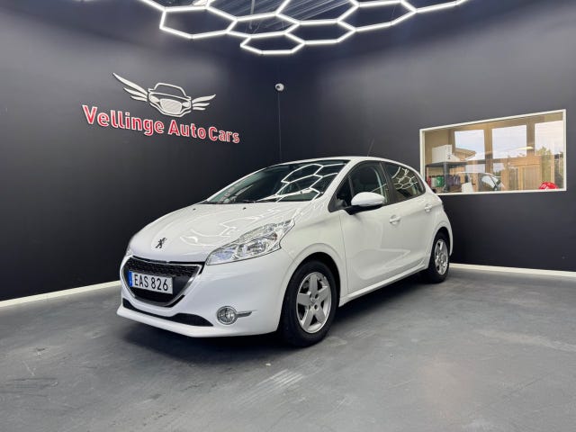 Peugeot 208 2014