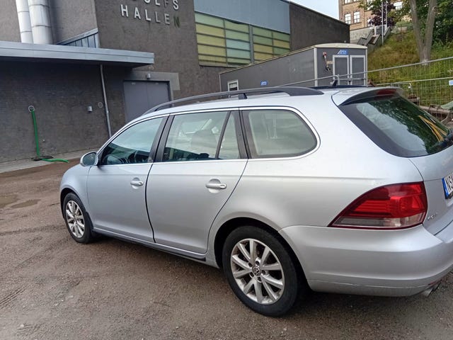 Volkswagen Golf VI 2011
