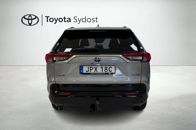 Toyota RAV4 Plug-in Hybrid 2021 – bild 4