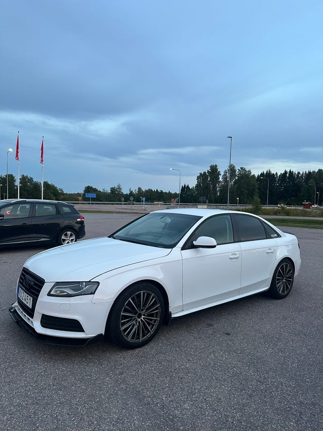 Audi A4 2011 – bild 2