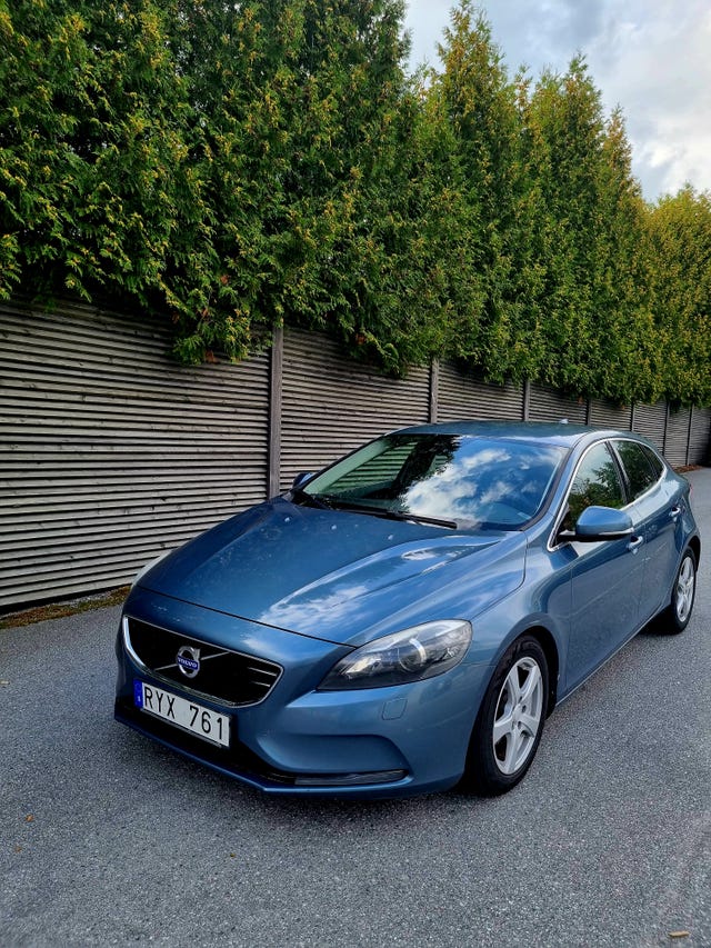Volvo V40 2013