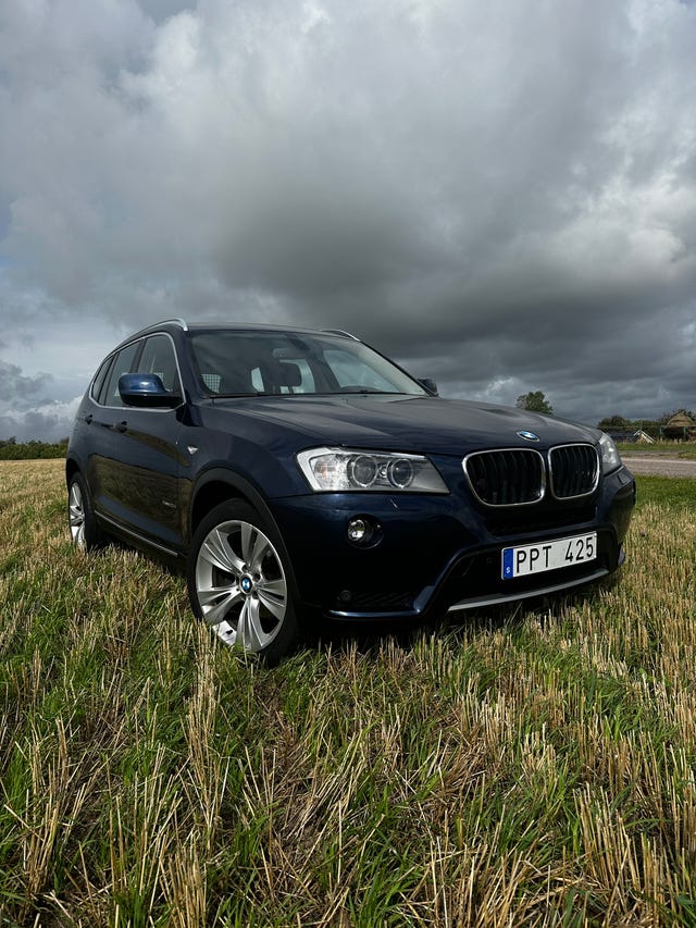 BMW X3 2011