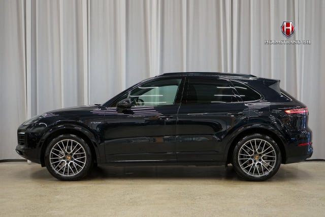 Porsche Cayenne 2021