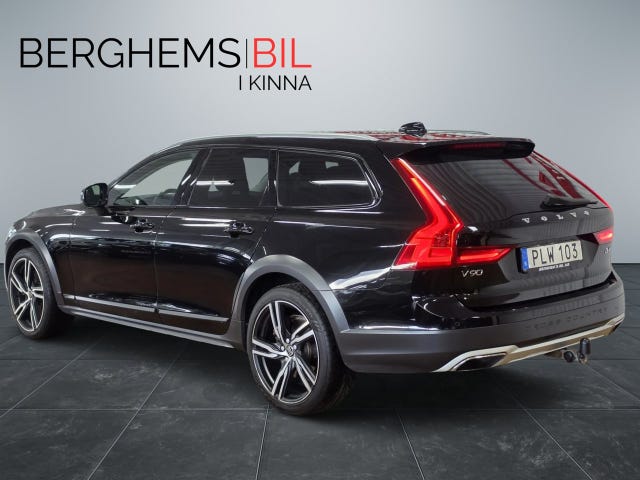 Volvo V90 Cross Country 2018 – bild 4
