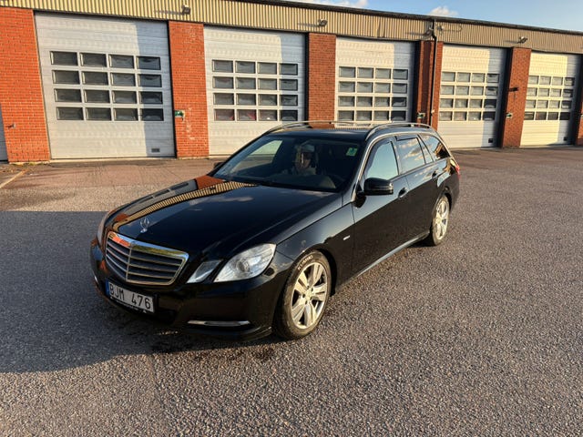Mercedes-Benz E200 2010