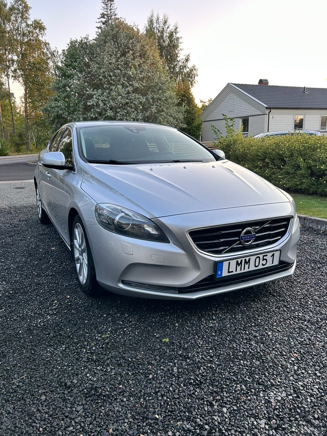 Volvo V40 2014
