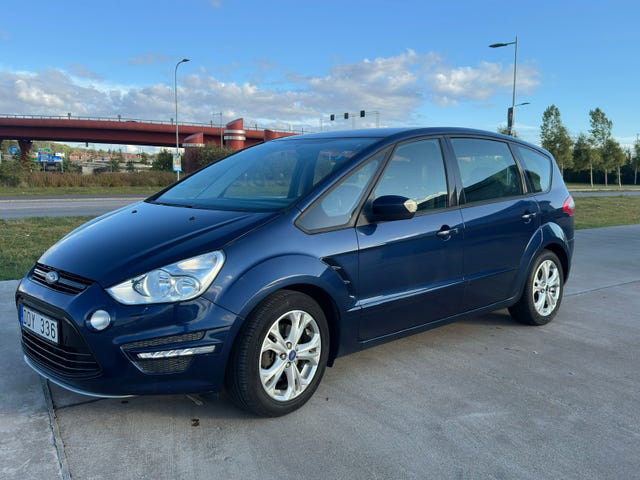 Ford S-MAX 2012