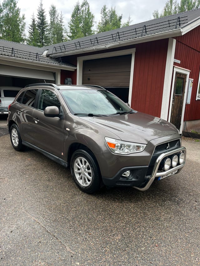 Mitsubishi ASX 2011