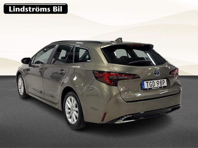 Toyota Corolla 2024 – bild 4