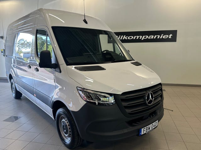 Mercedes-Benz Sprinter 317 2027
