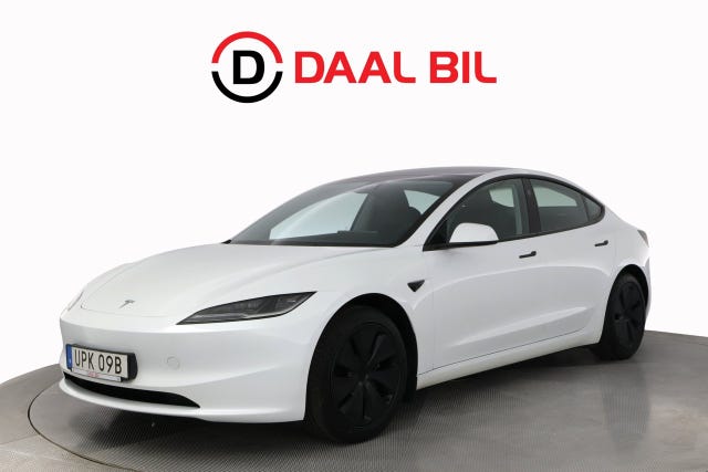 Tesla Model 3 2024
