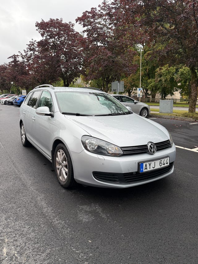 Volkswagen Golf VI 2011