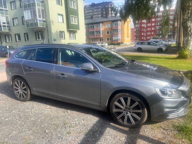 Volvo V60 2018