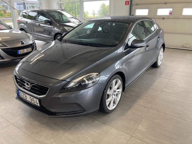 Volvo V40 2013