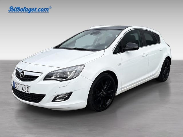 Opel Astra 2012