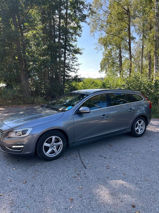 Volvo V60 2016