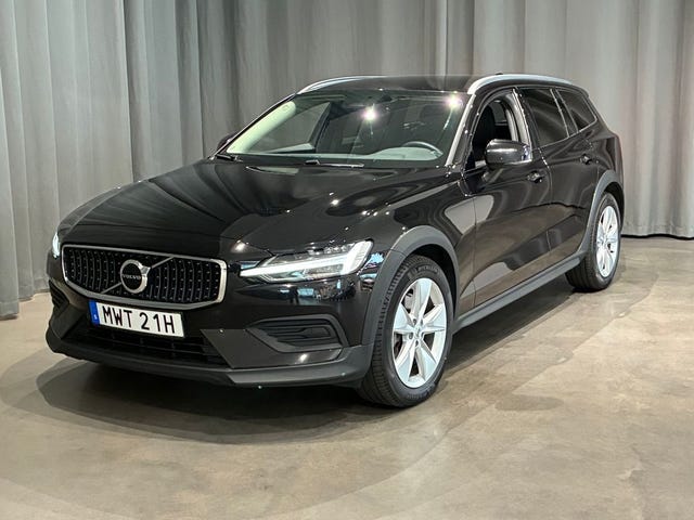 Volvo V60 Cross Country 2024