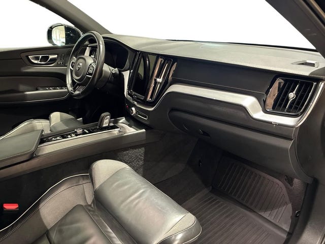 Volvo XC60 2021 – bild 4