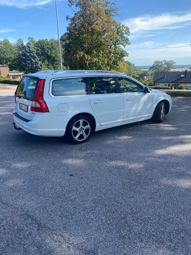 Volvo V70 2012