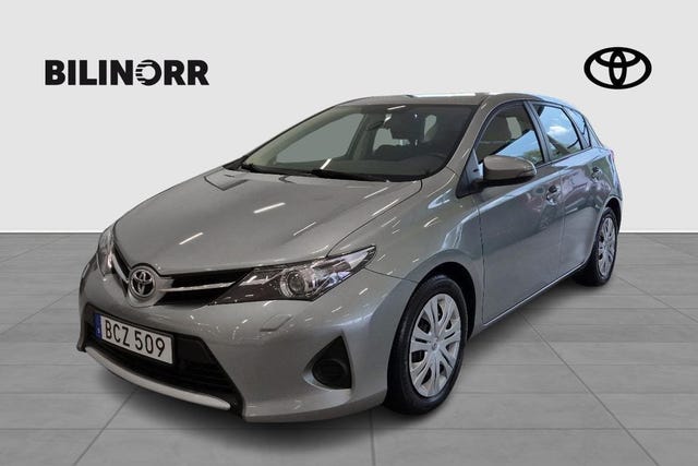 Toyota Auris 2014