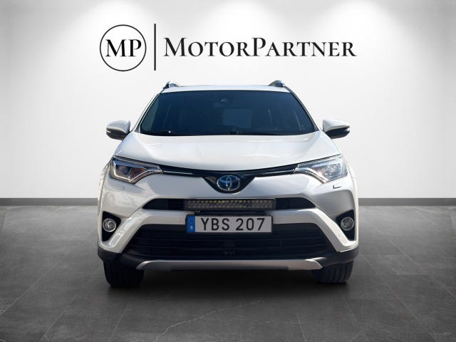 Toyota RAV4 2016 – bild 2