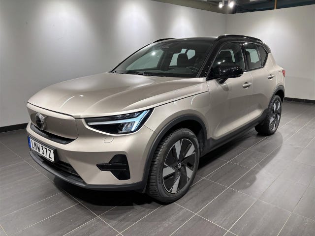 Volvo XC40 2023