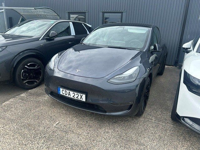 Tesla Model Y 2021