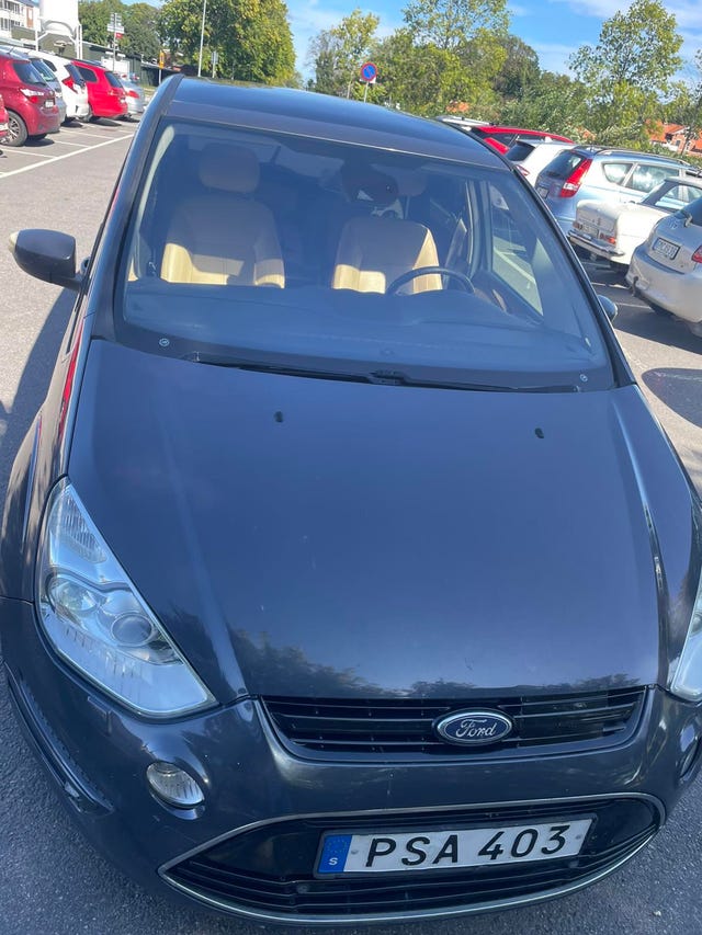 Ford S-MAX 2012