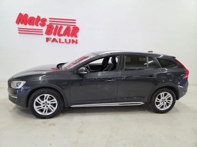 Volvo V60 Cross Country 2016