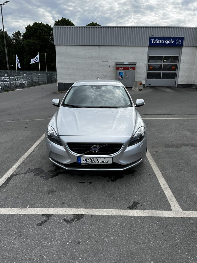 Volvo V40 2014