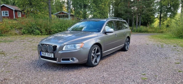 Volvo V70 2012