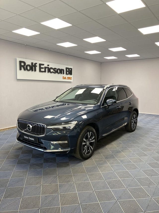 Volvo XC60 2025