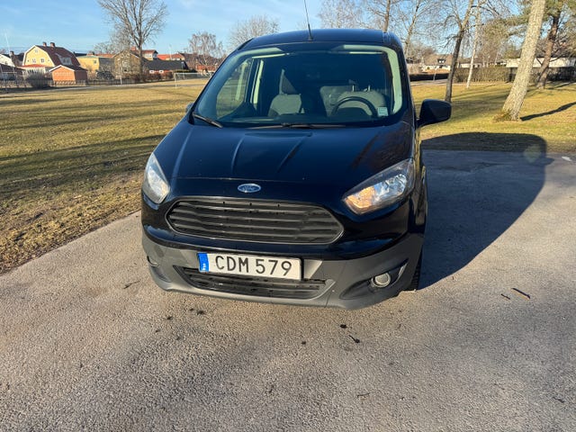 Ford Transit Courier 2015