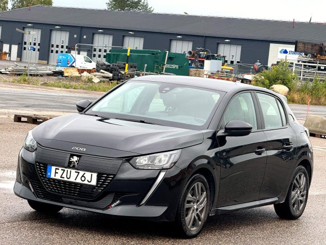 Peugeot 208 — bild 7 av 11